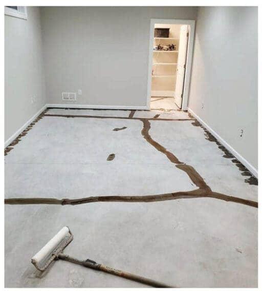 Surrey Basement — Flake Floor — Before